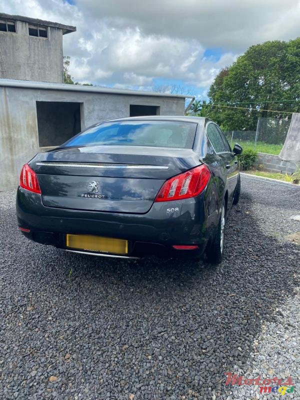 2013' Peugeot 508 photo #1