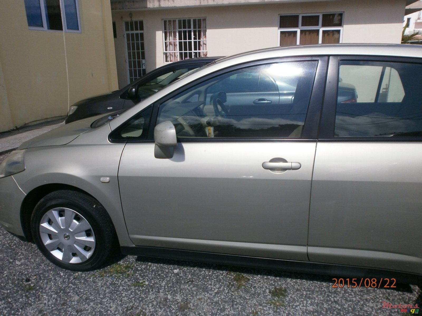 2004' Nissan Tiida Tiida photo #4