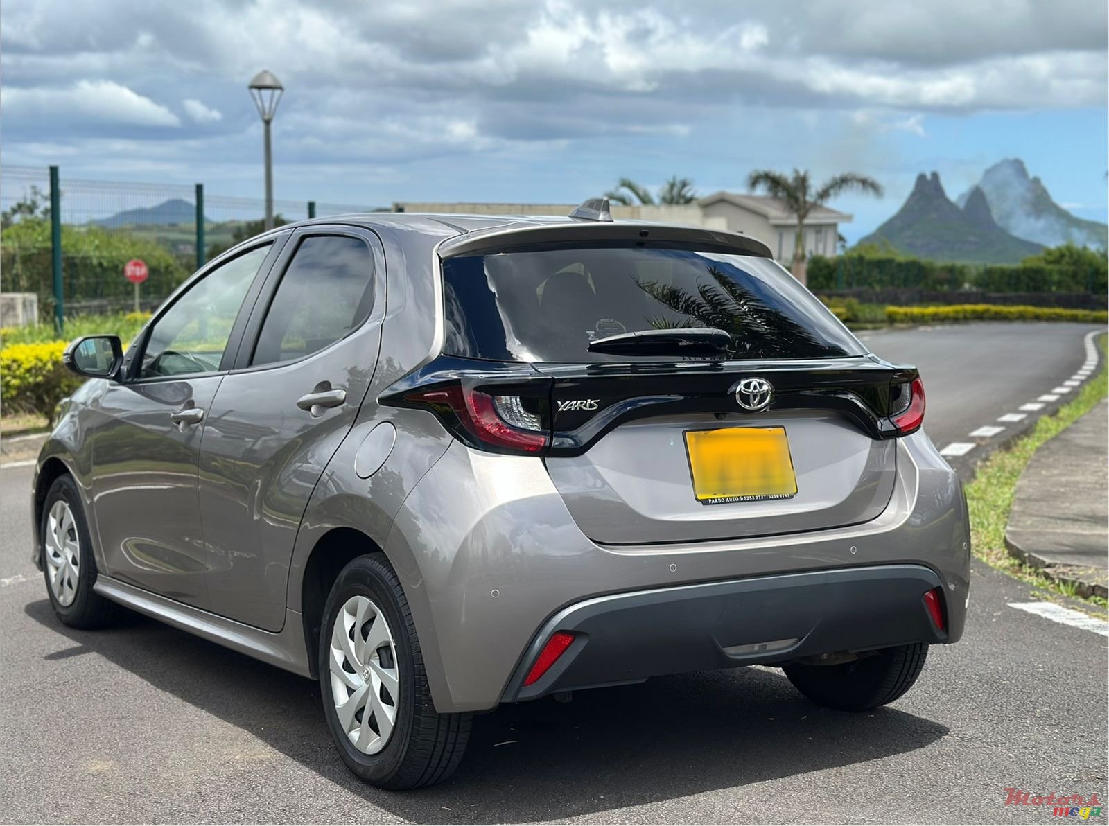 2022' Toyota Yaris 1.0 photo #4