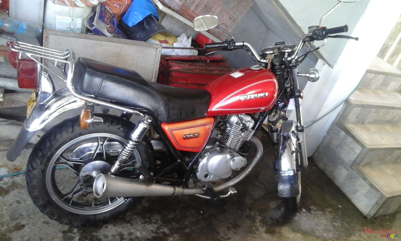 2004' Suzuki photo #1