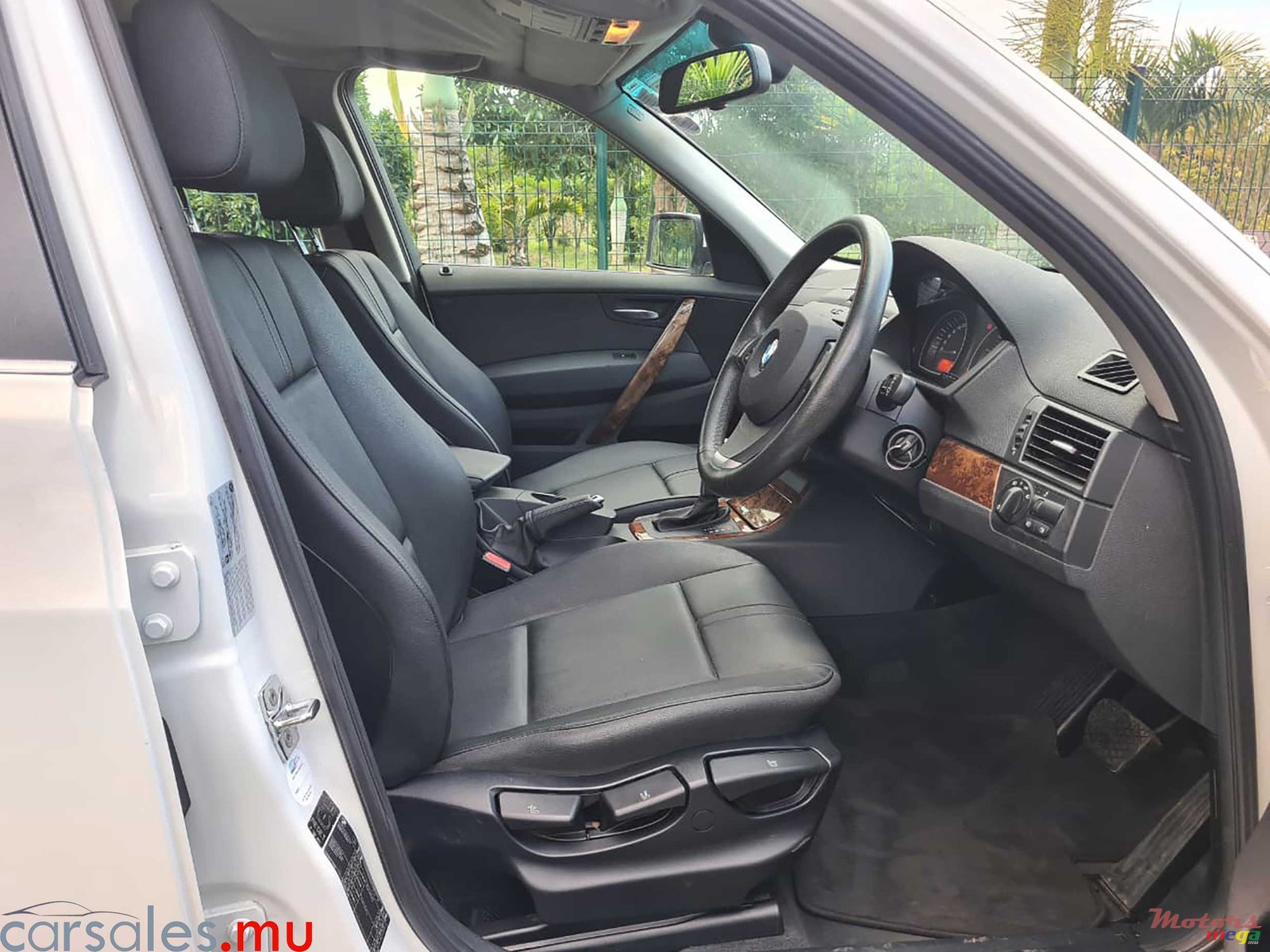 2008' BMW X3 25i XDrive photo #5