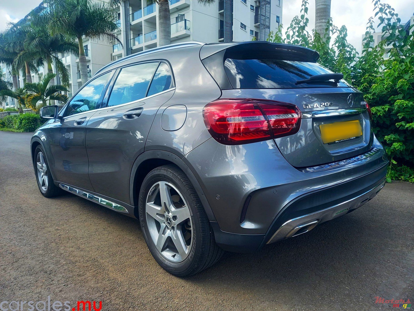 2020' Mercedes-Benz GLA 200 AMG 1.6 photo #3