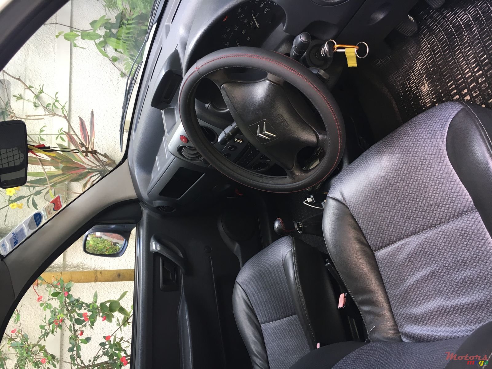 2010' Citroen Berlingo photo #2