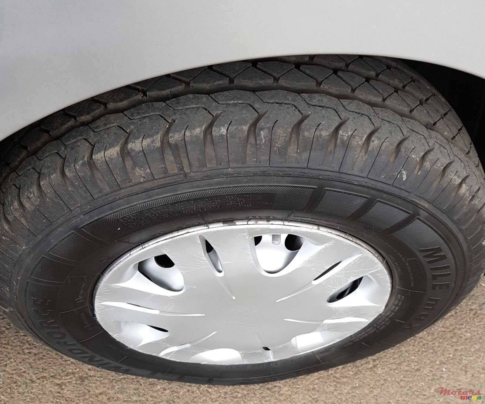 2009' Nissan Full Option   Goods Vehicle photo #7