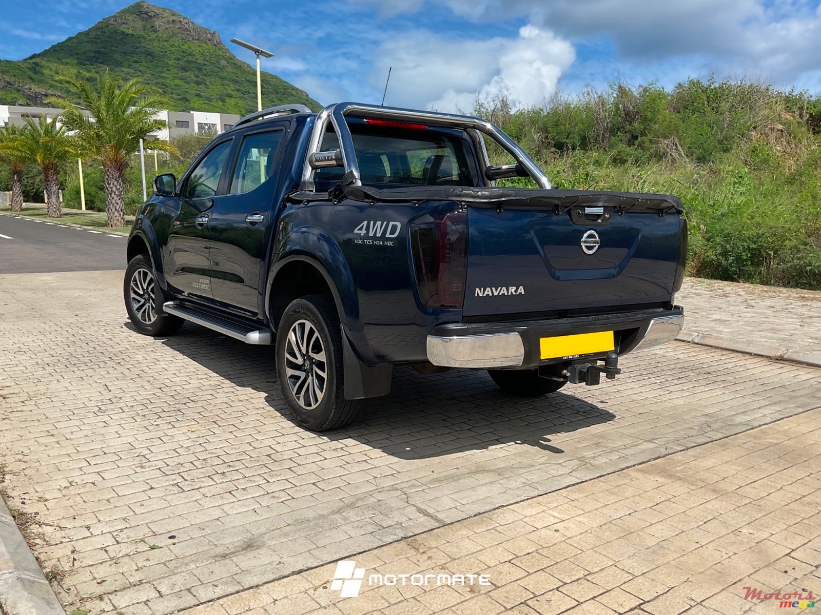 2018' Nissan Navara photo #3