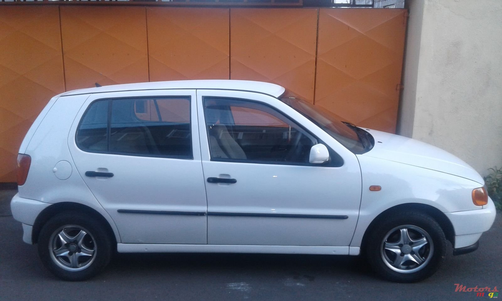 1997' Volkswagen Polo photo #1