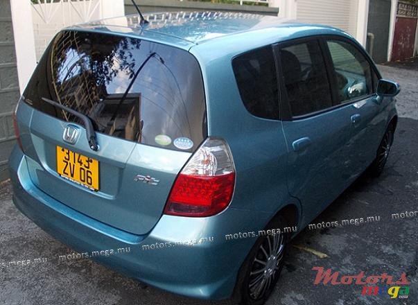 2006' Honda Fit photo #6