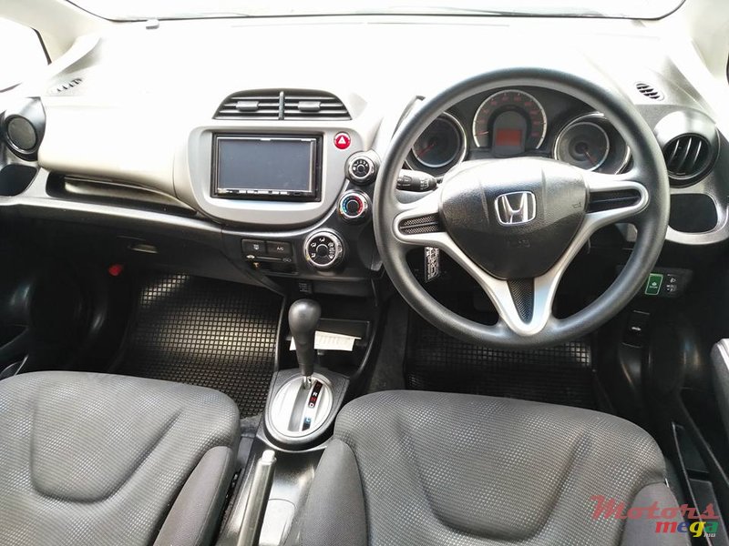 2013' Honda Fit photo #4