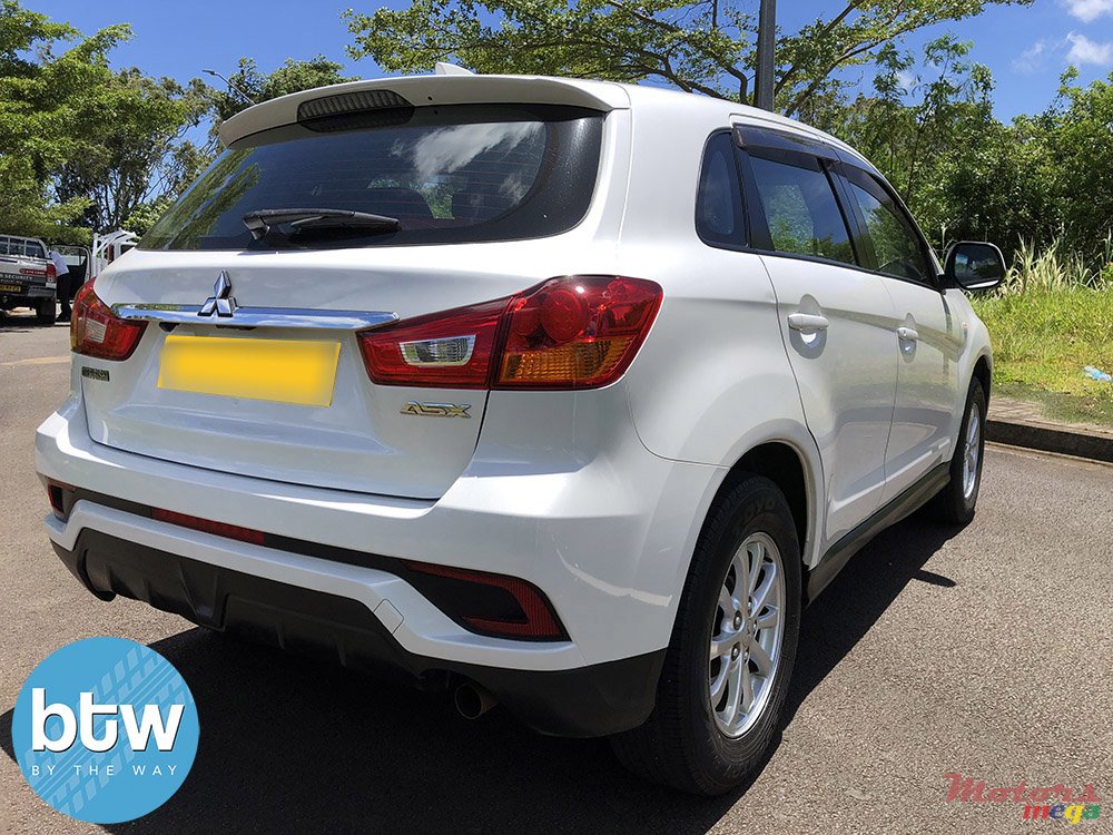 2018' Mitsubishi ASX photo #4