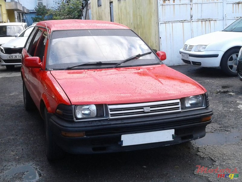 1990' Toyota Corolla EE96 photo #1