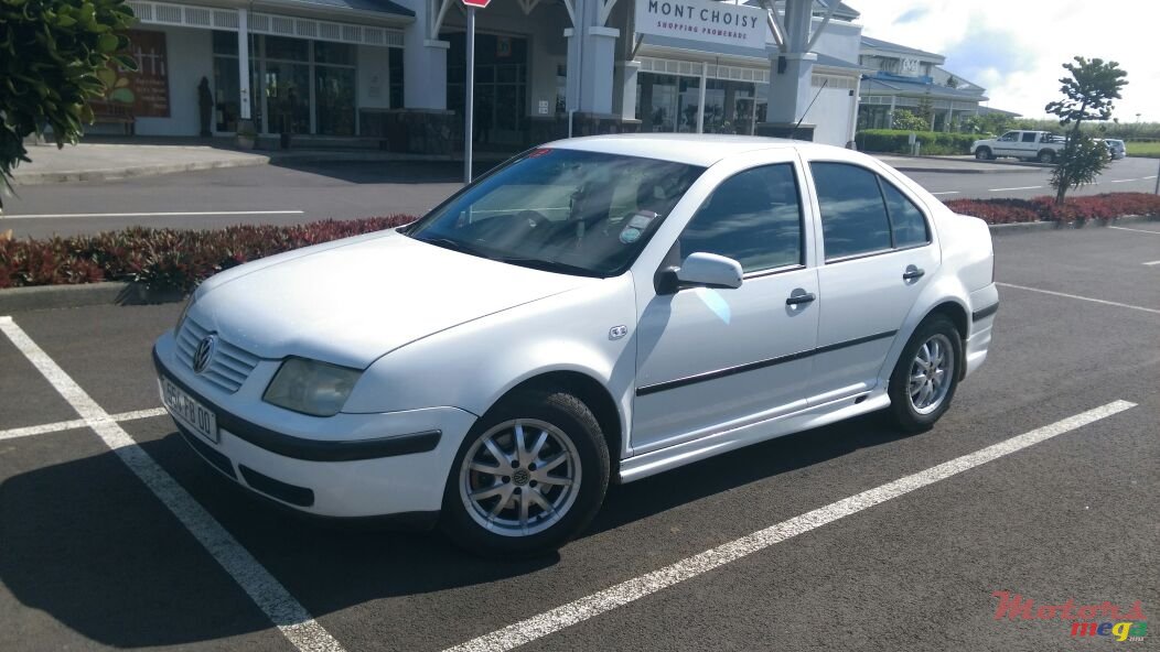 2000' Volkswagen Bora 1.4 photo #2