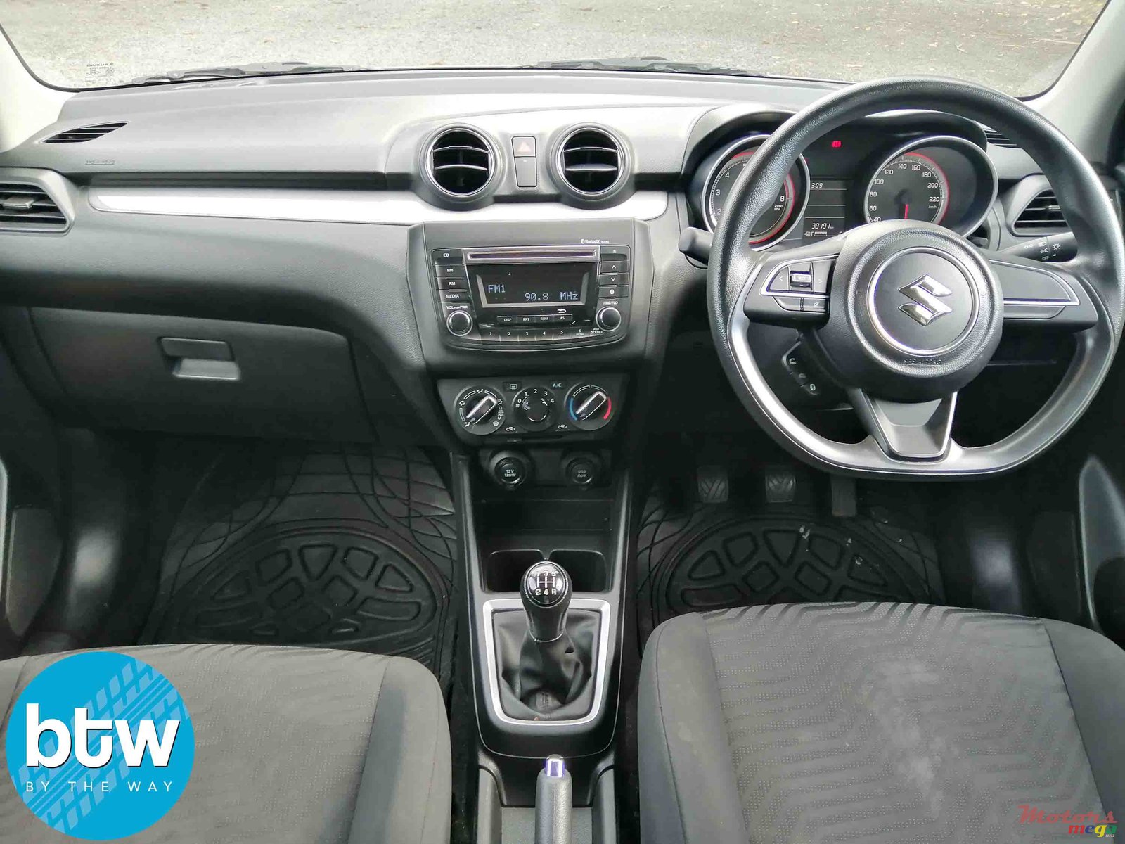 2018' Suzuki Swift photo #5