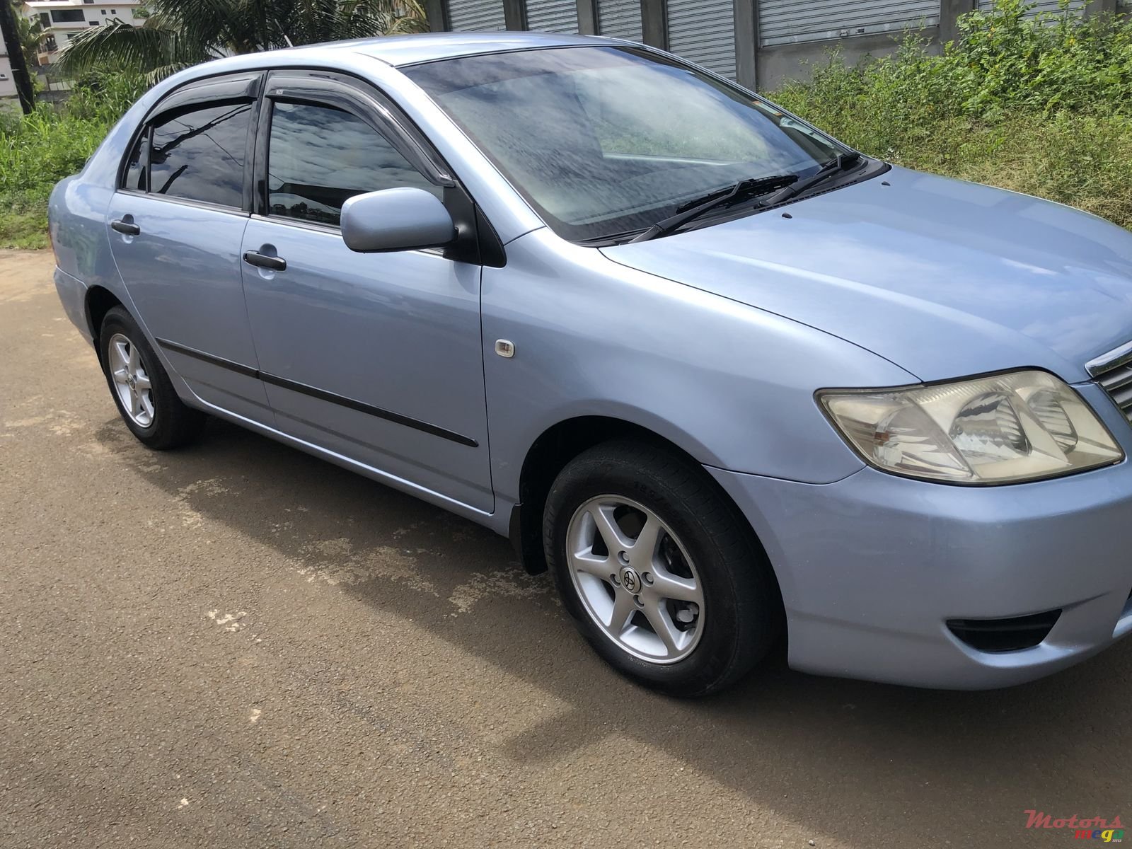 2005' Toyota Corolla photo #5