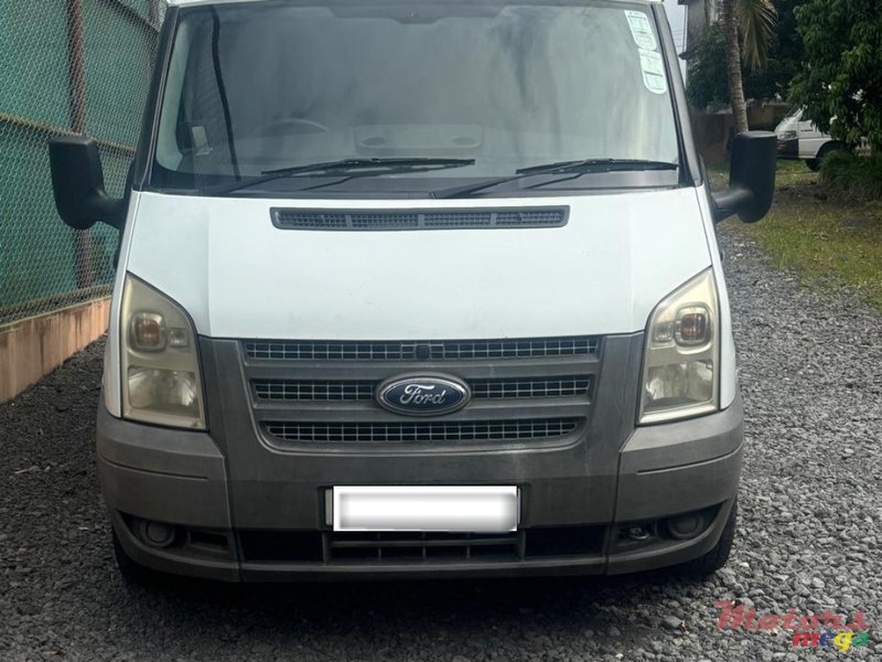 2013' Ford Transit photo #2