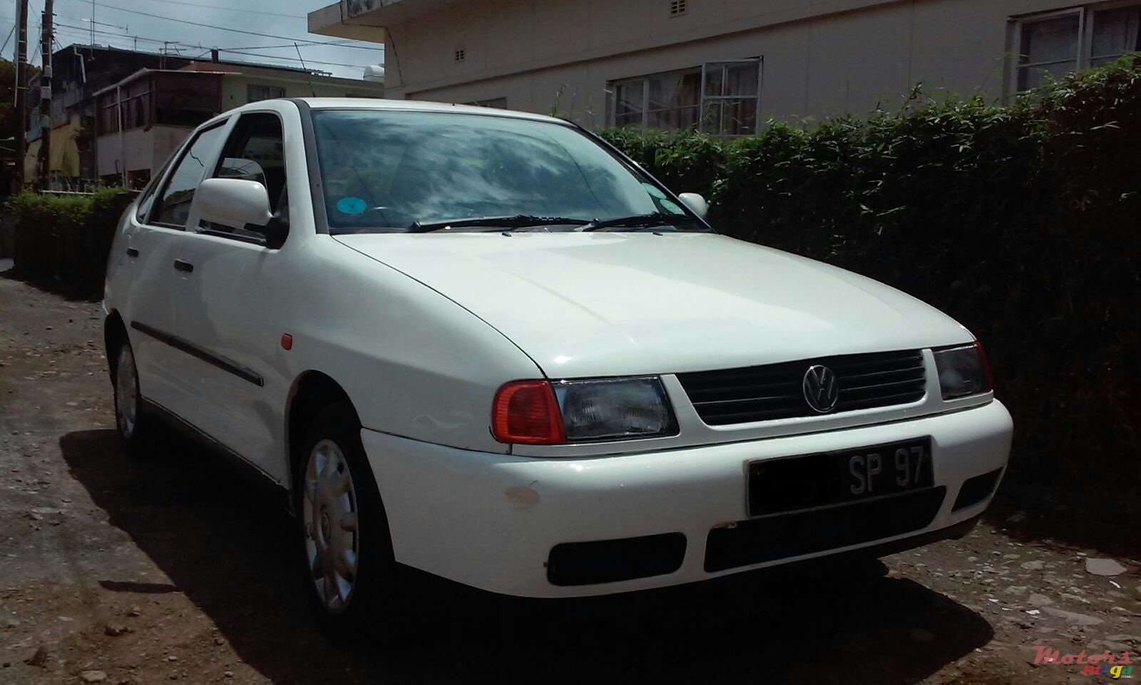 1997' Volkswagen Polo photo #1