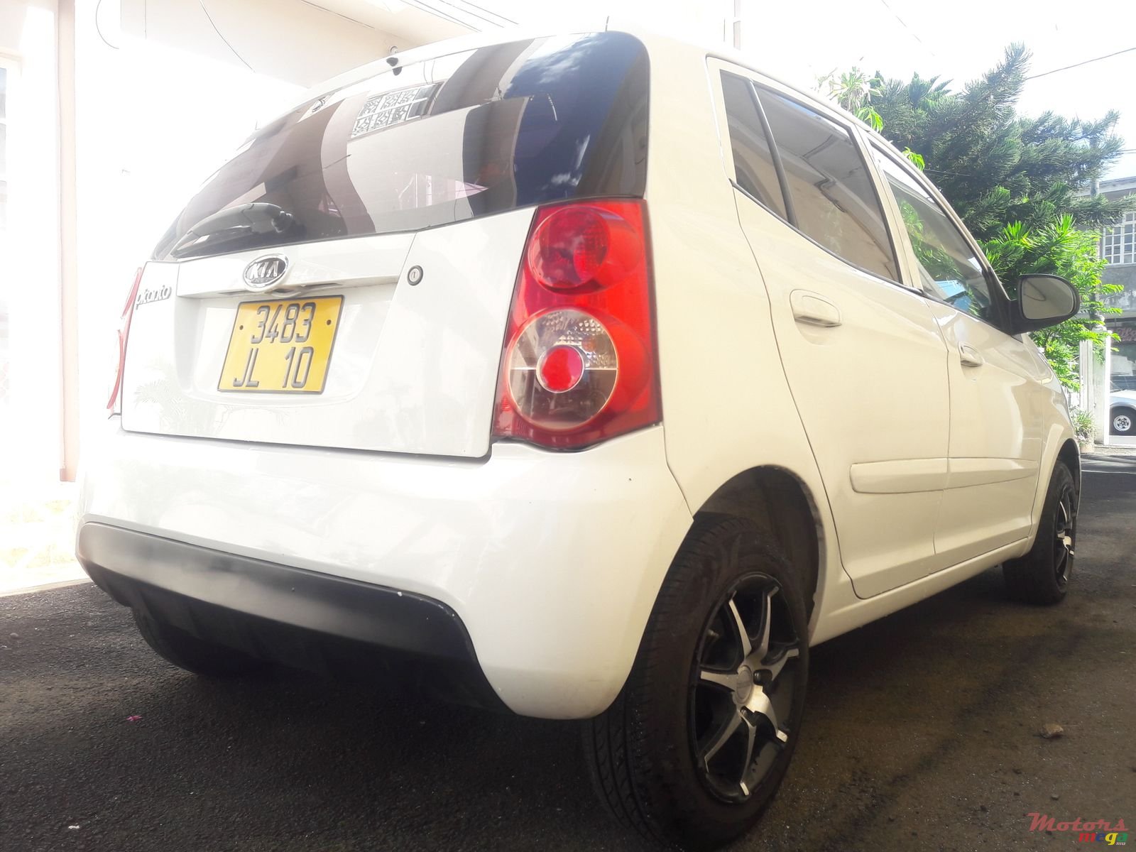 2010' Kia Picanto photo #2