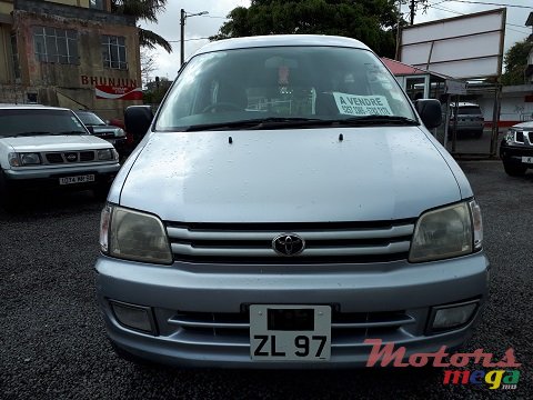 1997' Toyota TownAce Noah photo #2