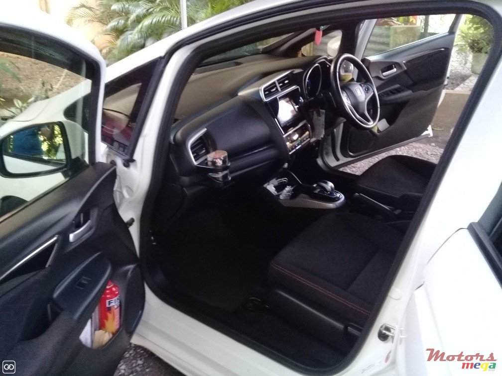 2015' Honda Fit 1499 photo #2
