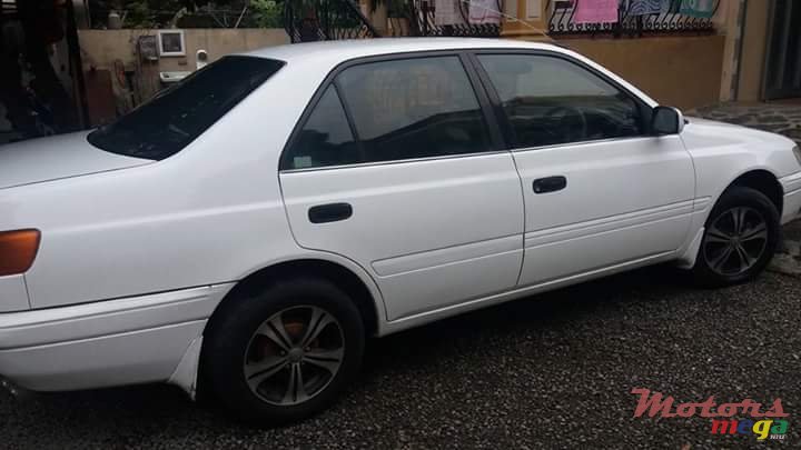 1997' Toyota Corolla Premio photo #1