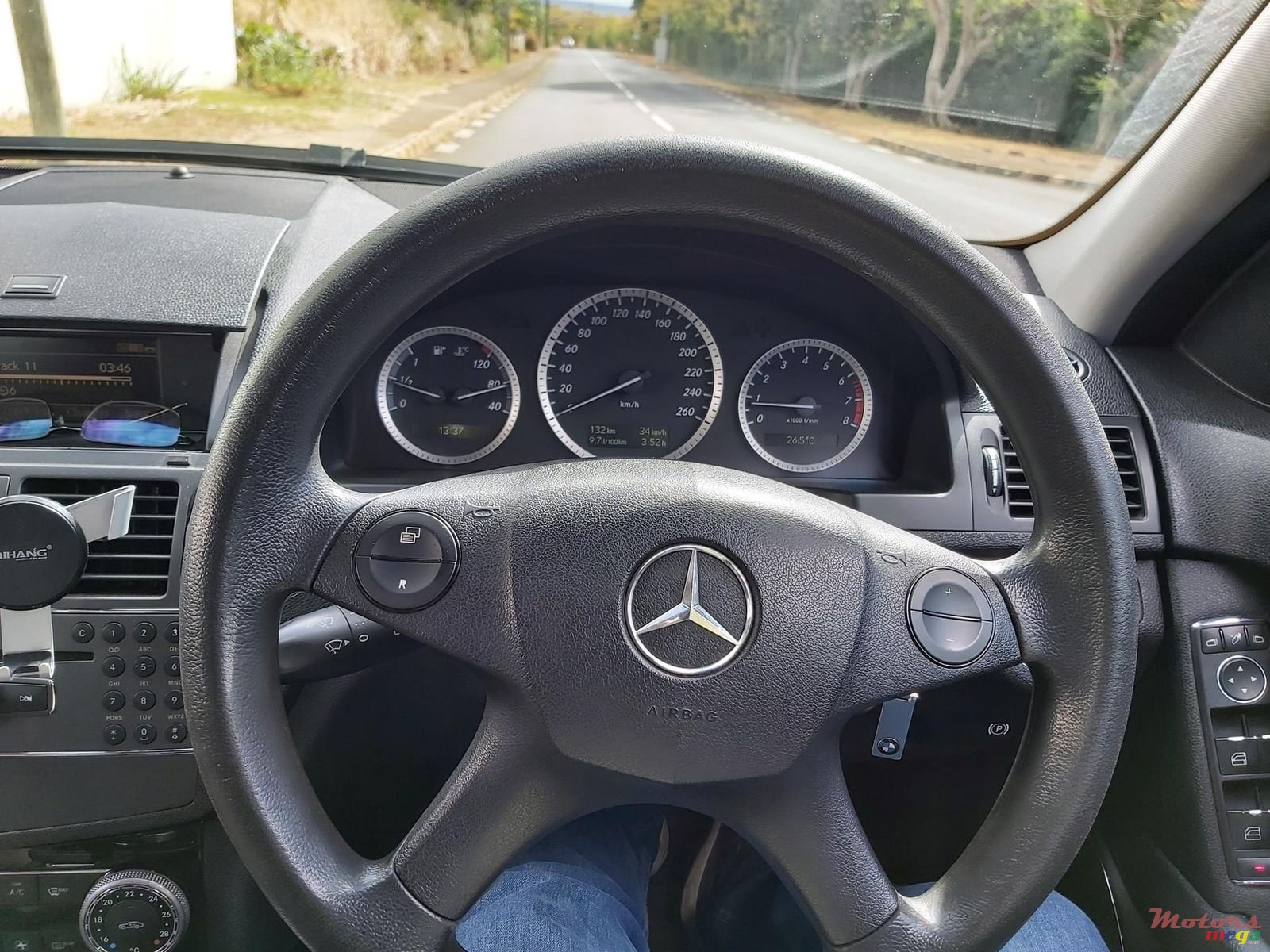 2010' Mercedes-Benz C-Class 180 photo #3