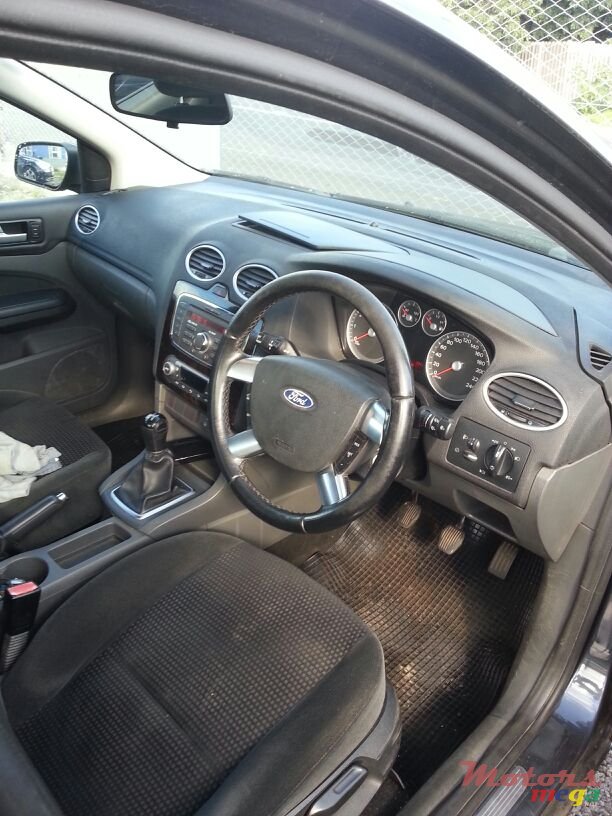 2008' Ford Focus 1.6 photo #3
