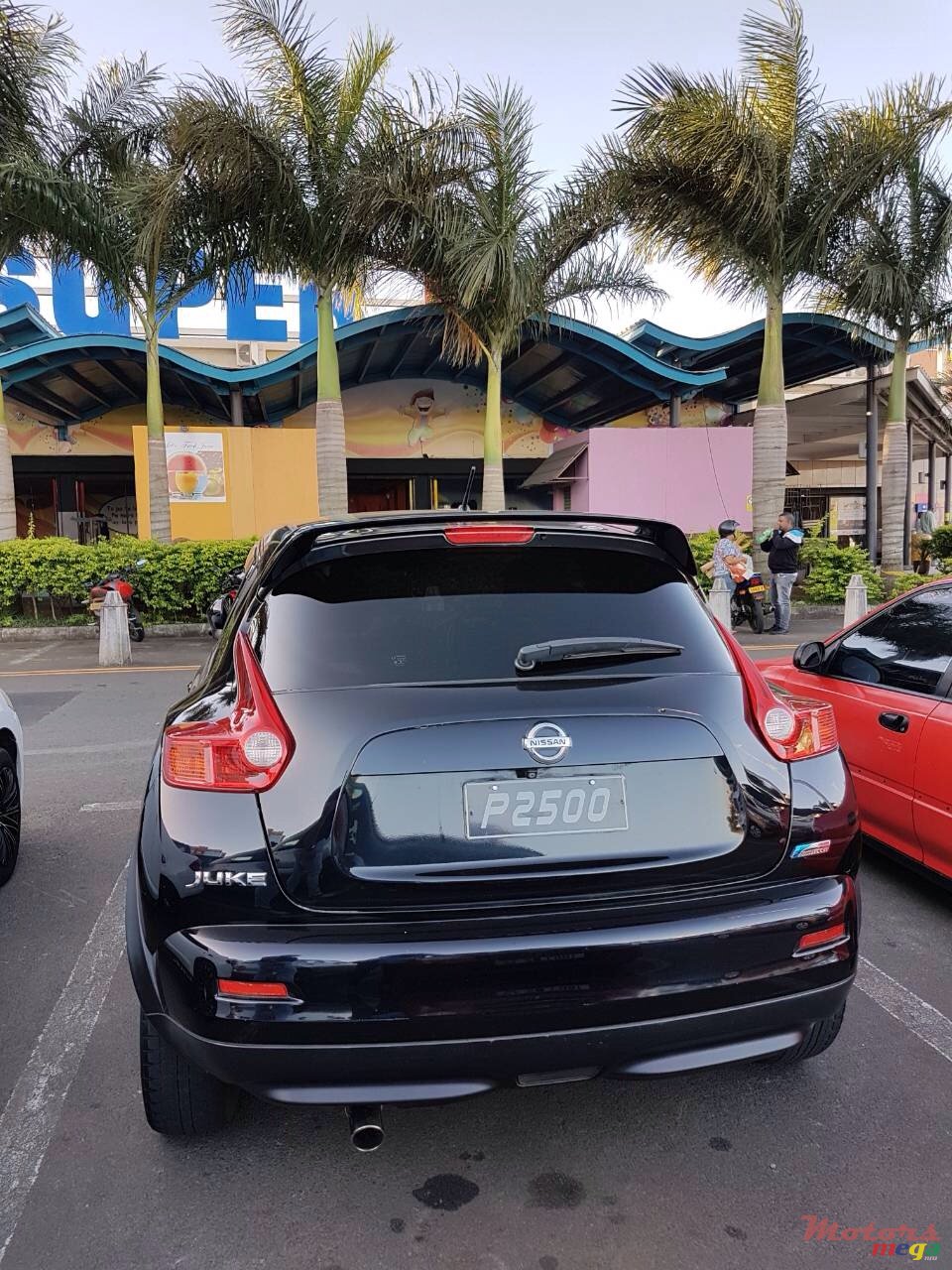 2011' Nissan Juke photo #2