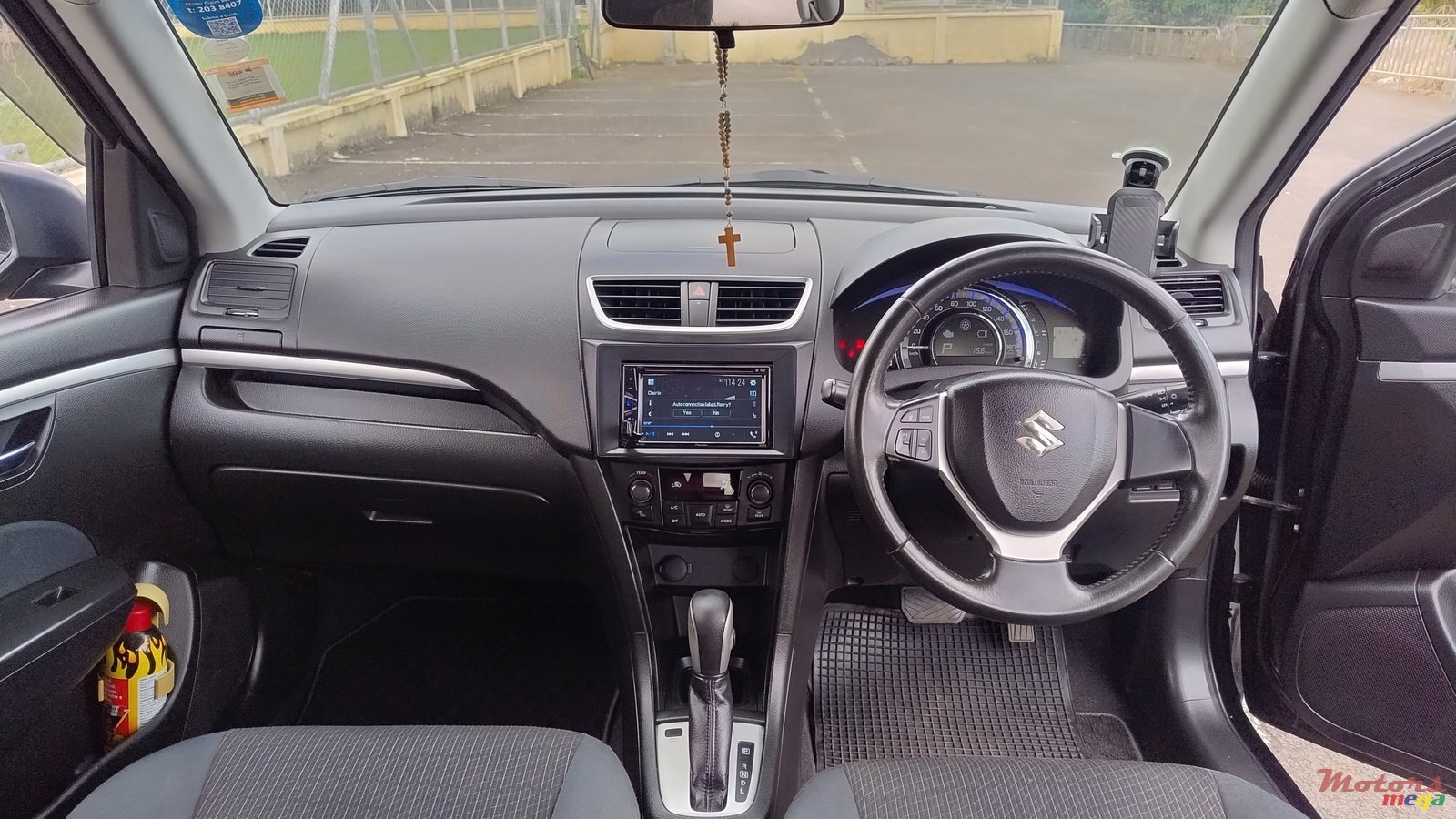 2014' Suzuki Swift photo #4