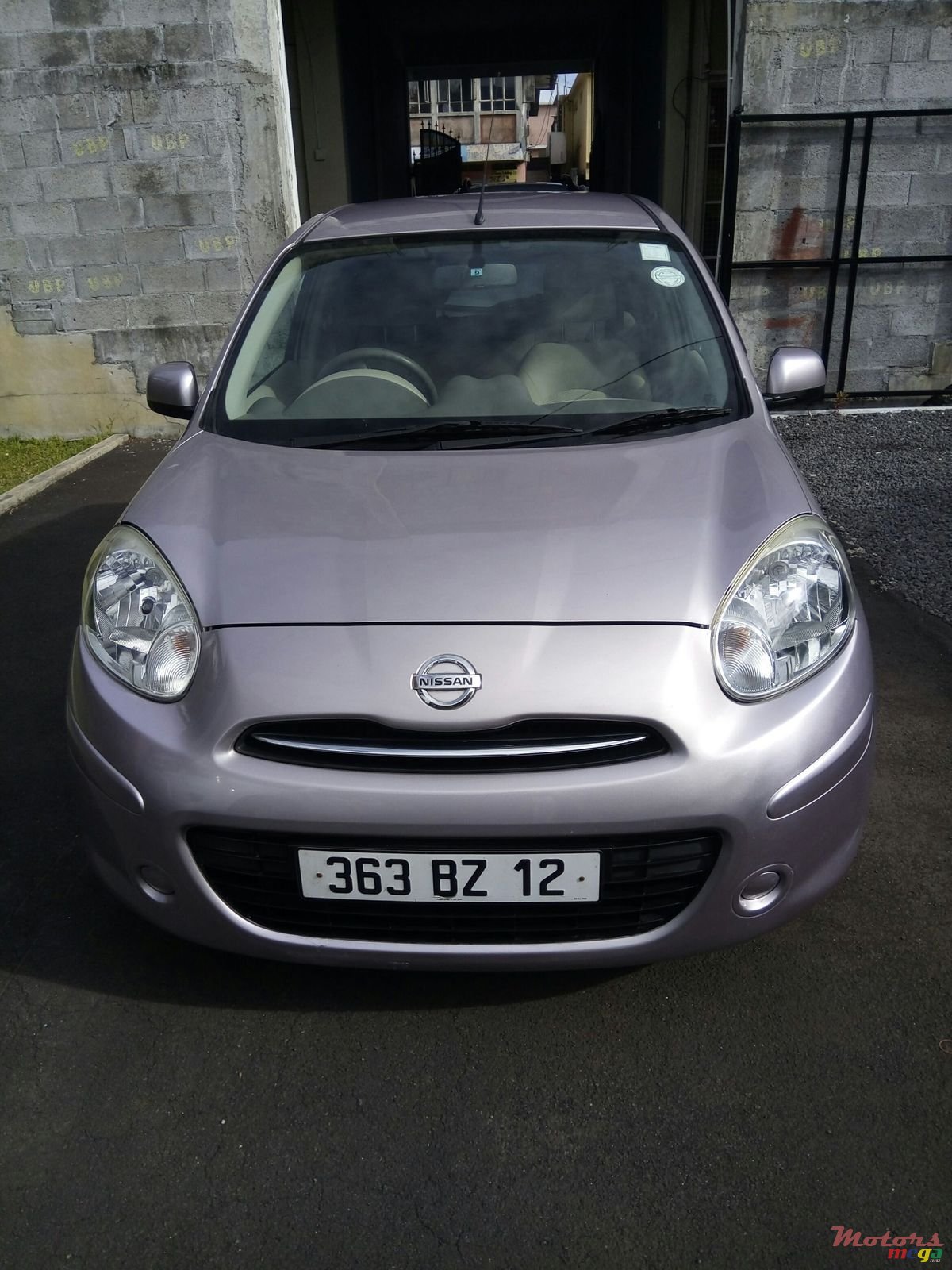 2012' Nissan March photo #1