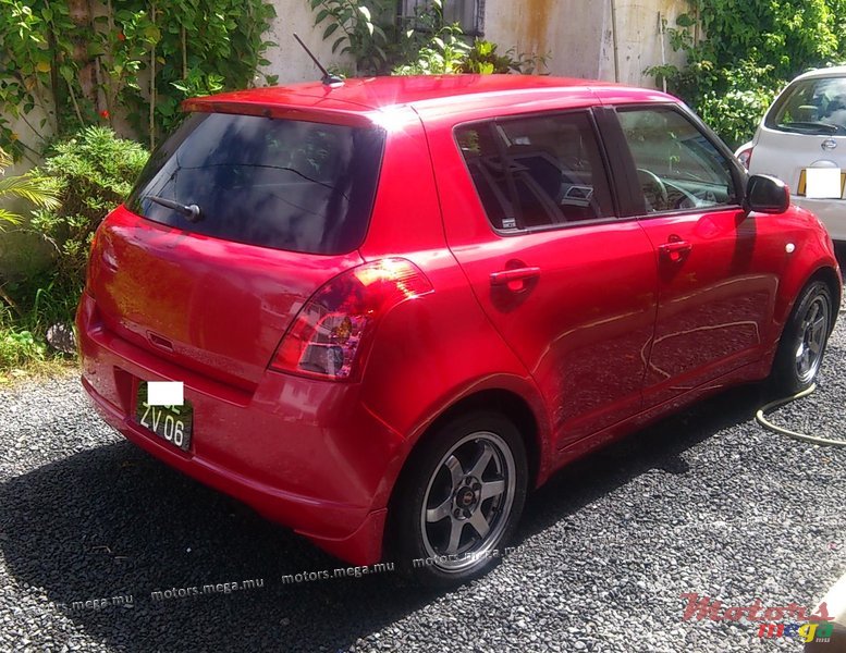 2006' Suzuki Swift photo #2