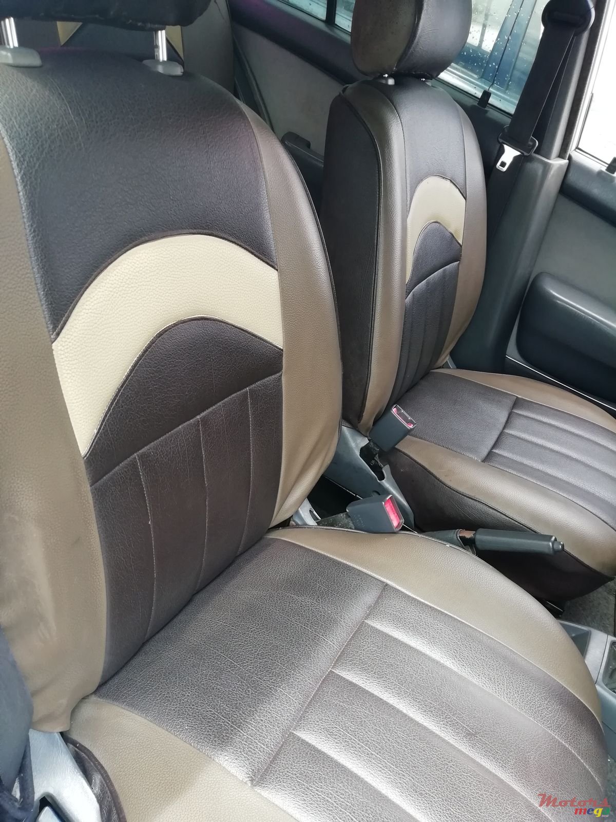 1999' Toyota Starlet photo #3