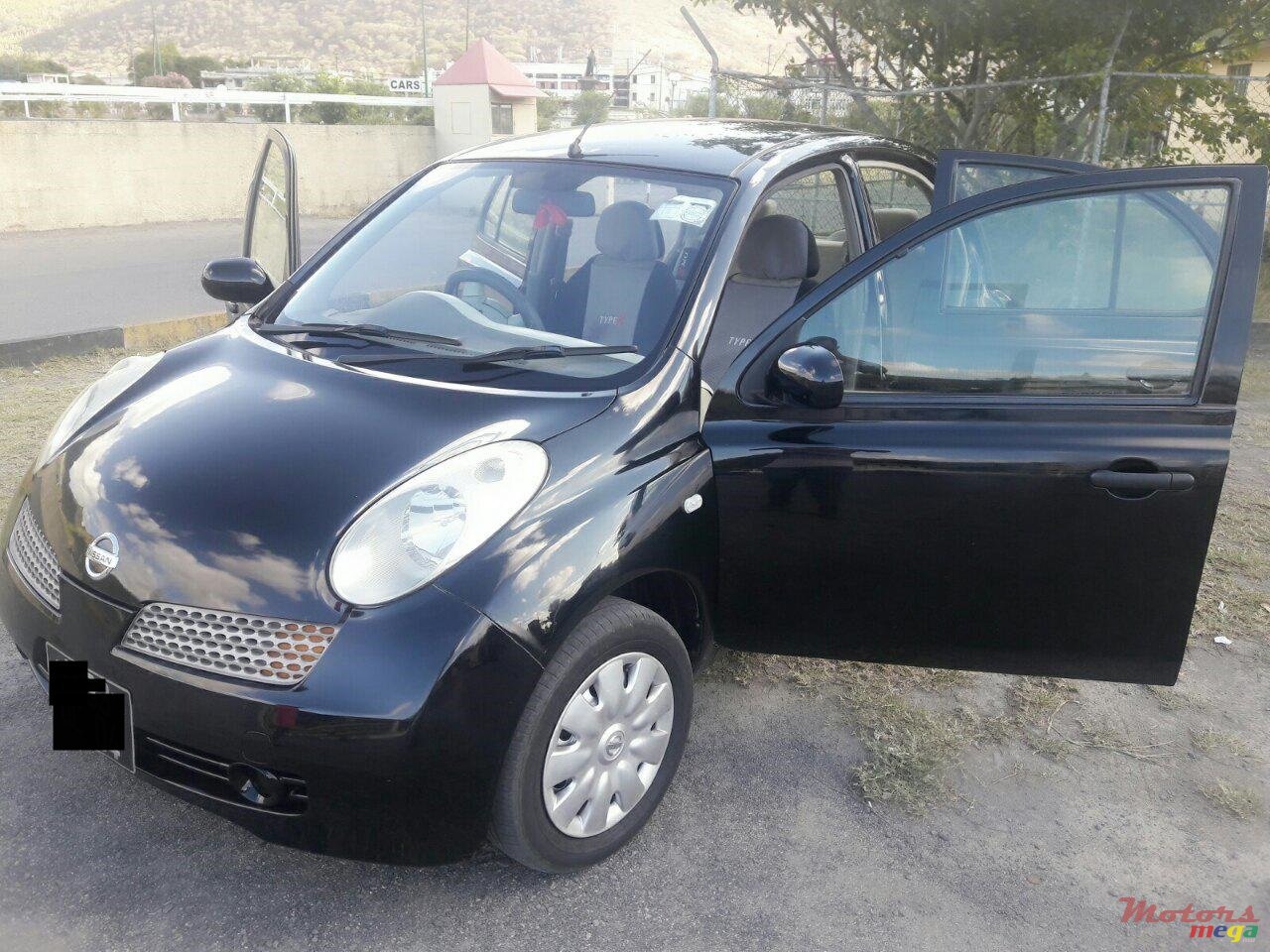 2004' Nissan March photo #1