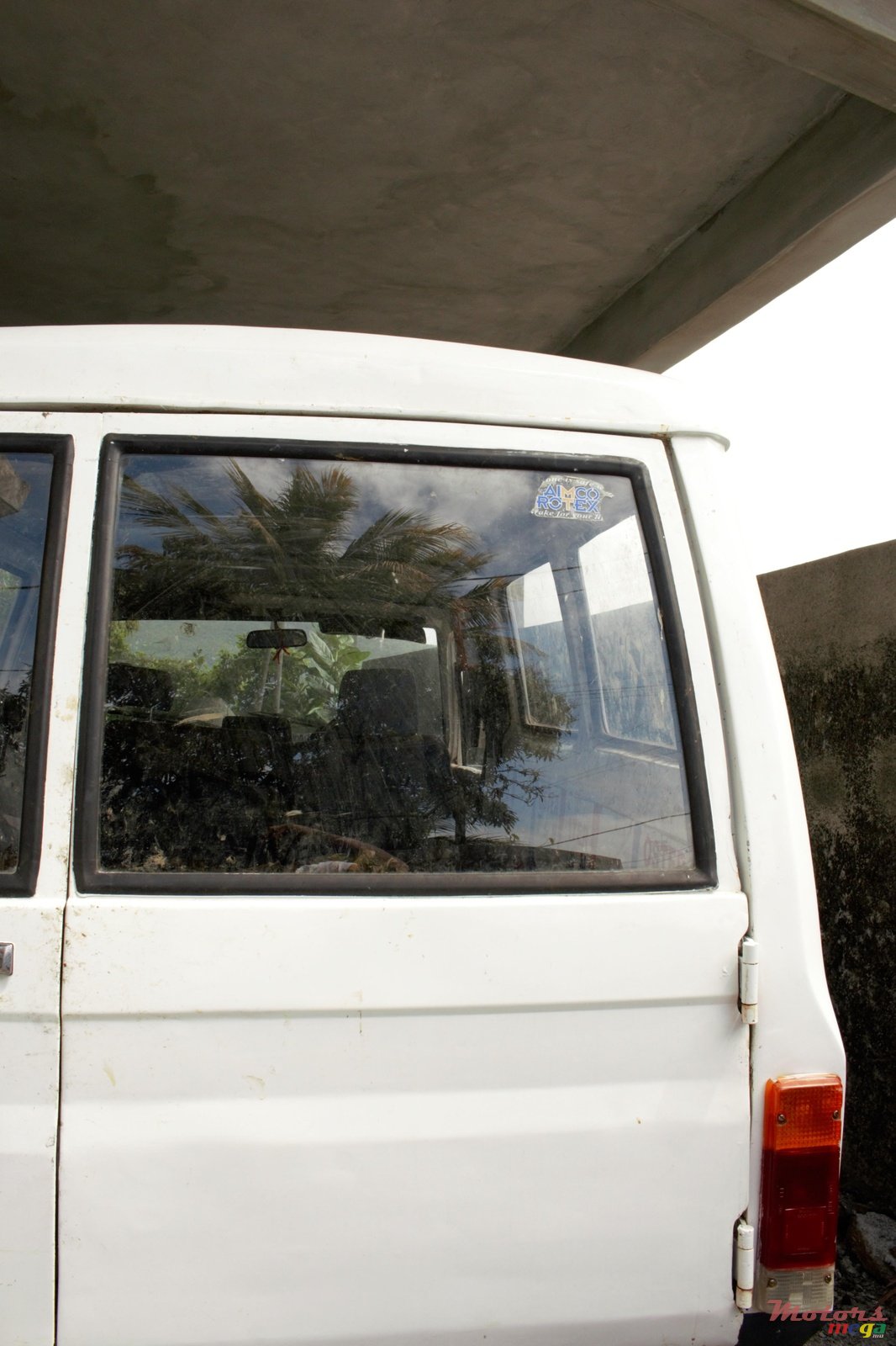 1989' Toyota Land Cruiser photo #3