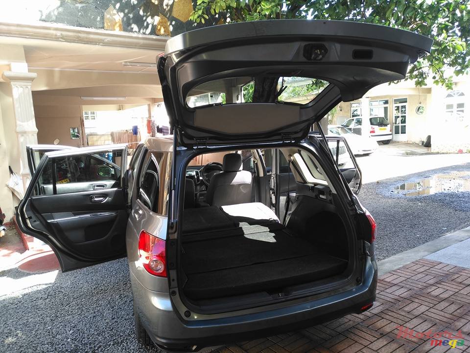 2012' Nissan Wingroad photo #6