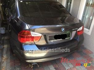 2005' BMW 3 Series Compact No modification photo #2