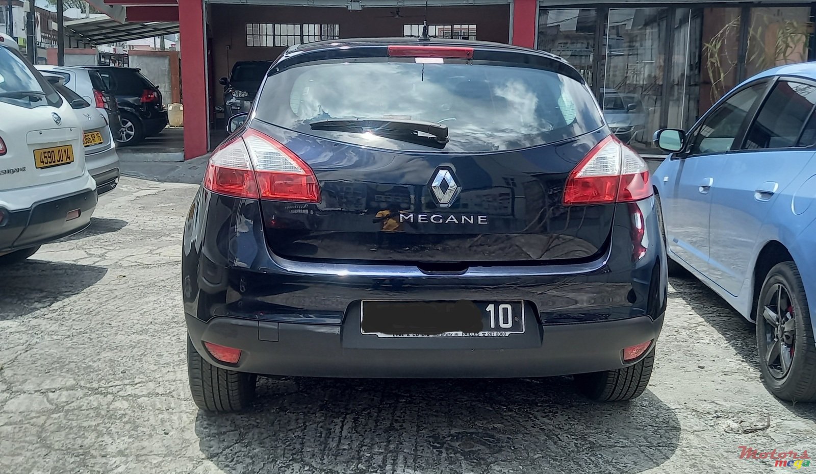 2010' Renault Megane 3 photo #3