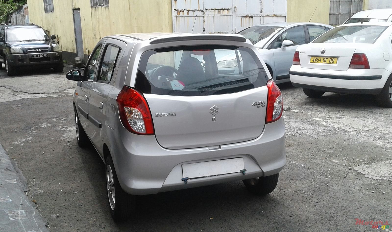 2015' Suzuki Alto photo #3