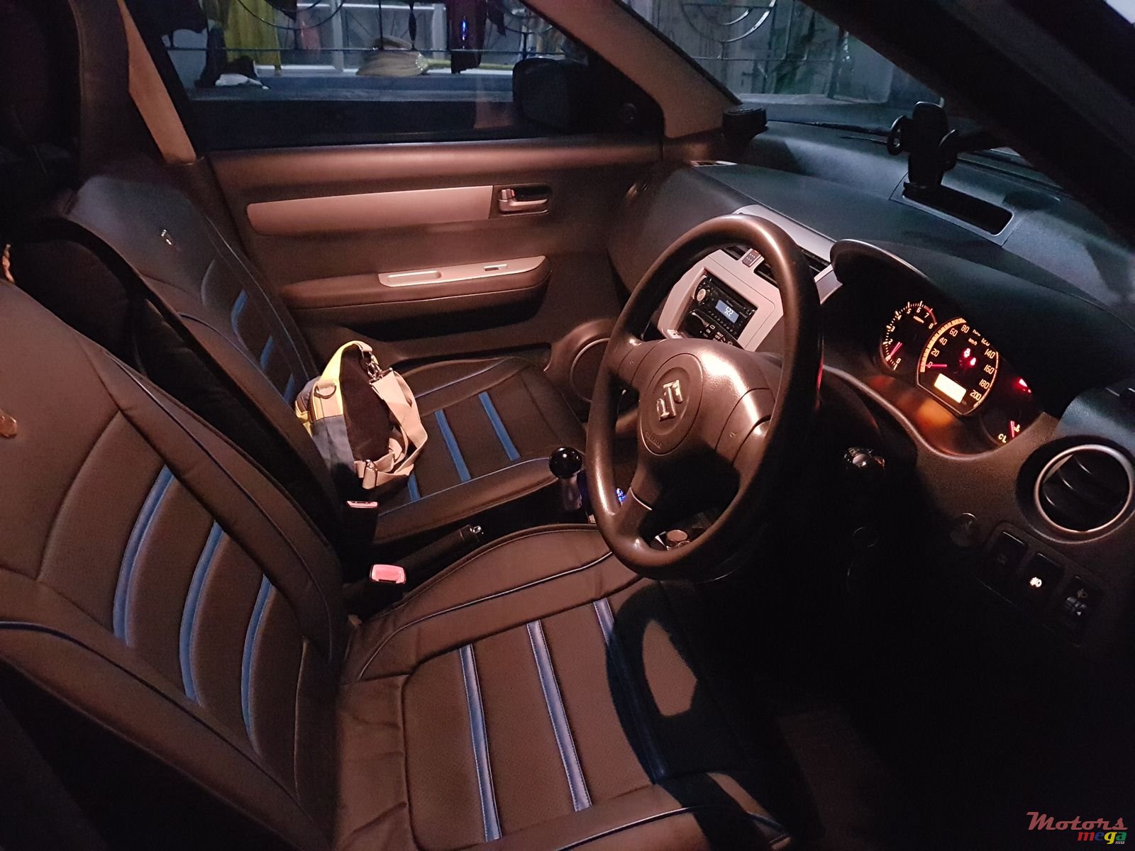 2007' Suzuki Swift photo #3