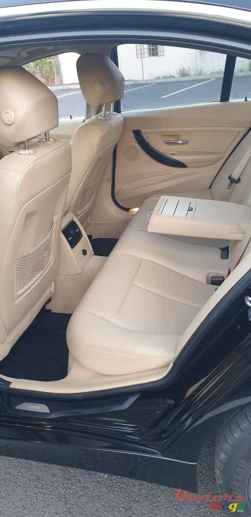 2015' BMW 320 Manual photo #7