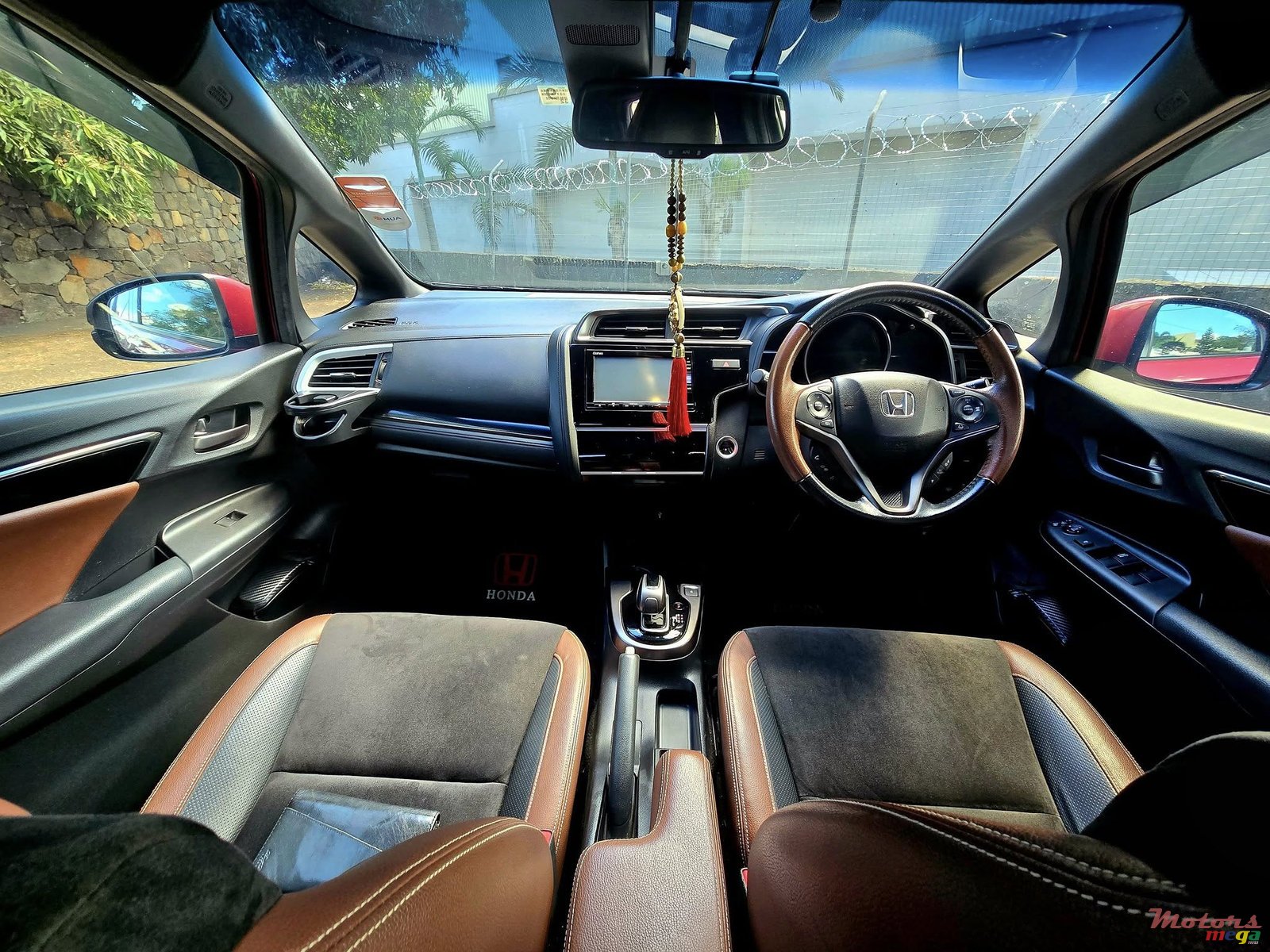 2017' Honda Fit photo #6