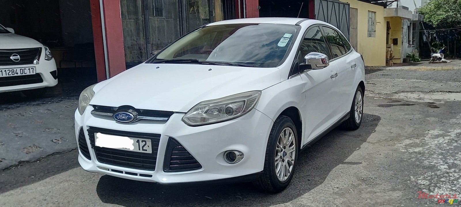 2012' Ford Focus photo #3