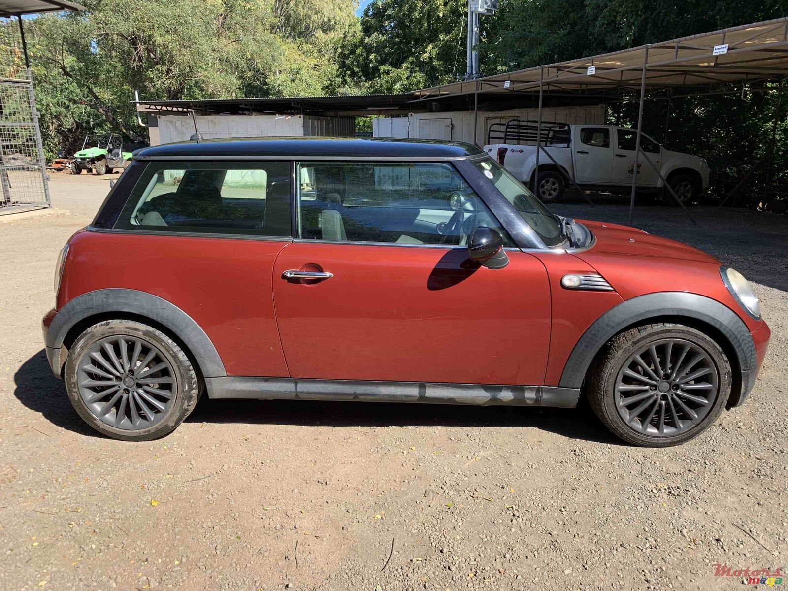 2010' MINI Cooper John Cooper Works photo #1