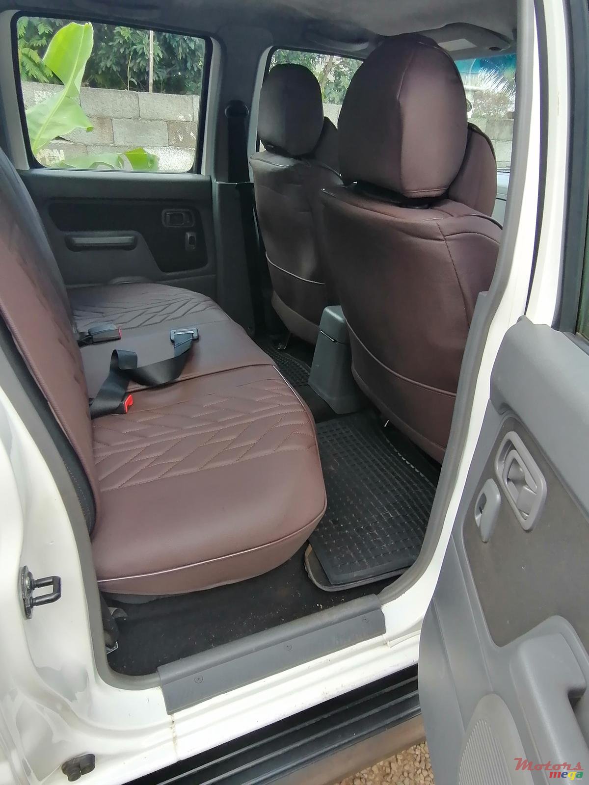 2018' Nissan NP300 photo #3