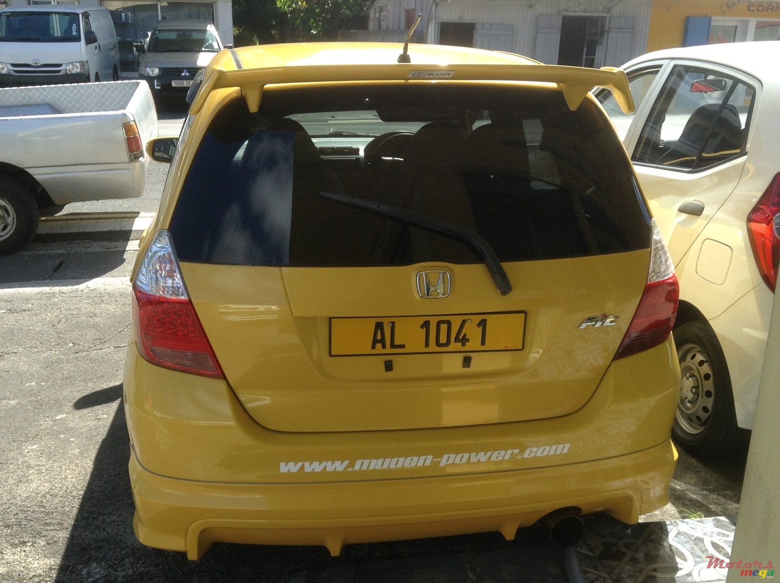 2005' Honda Fit photo #3