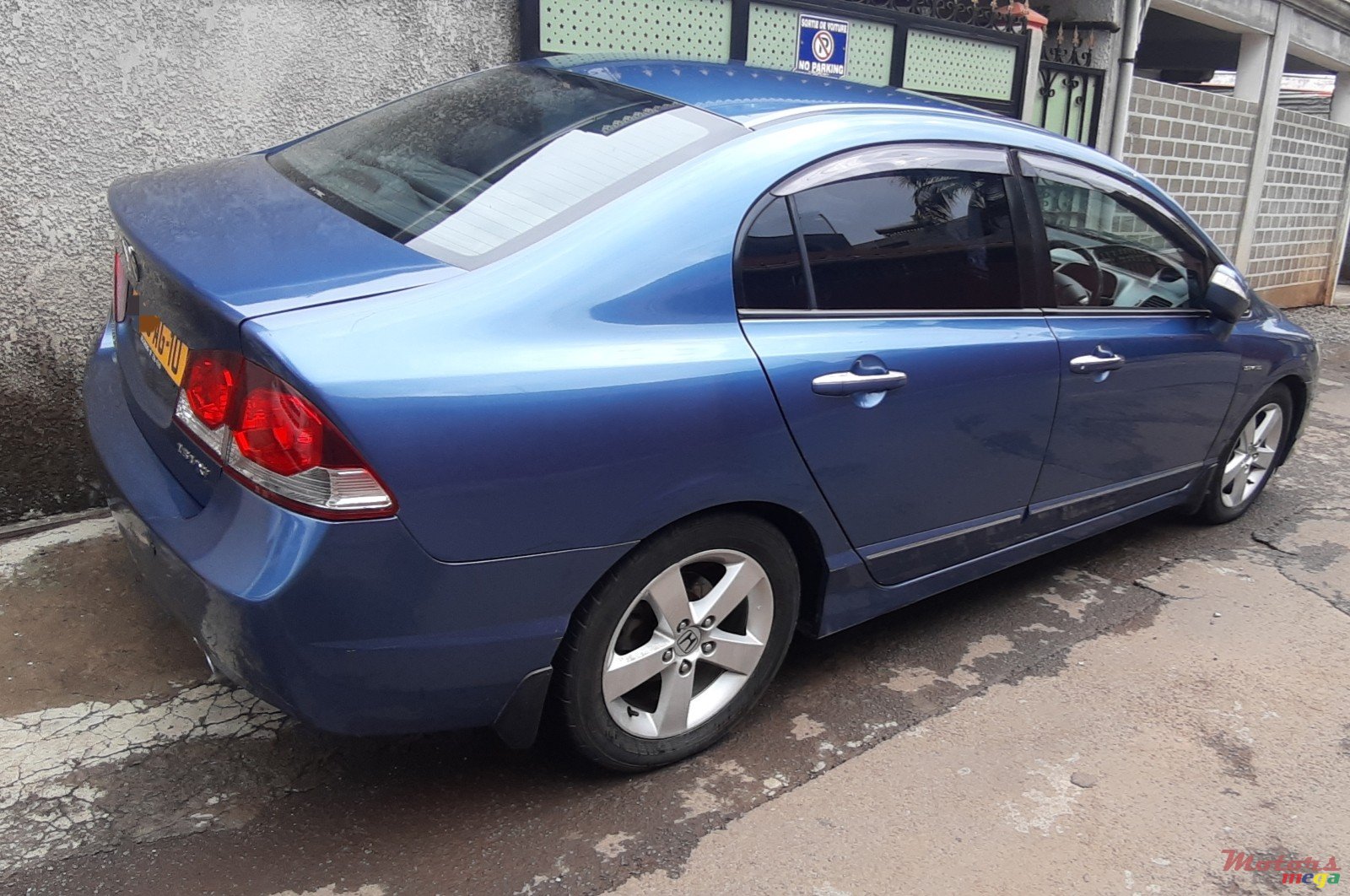 2010' Honda Civic photo #2