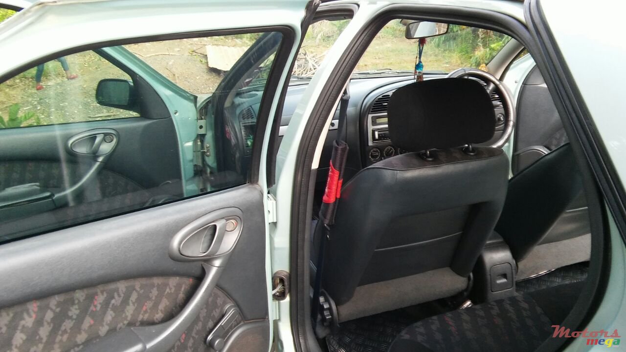 2004' Citroen Xsara photo #4