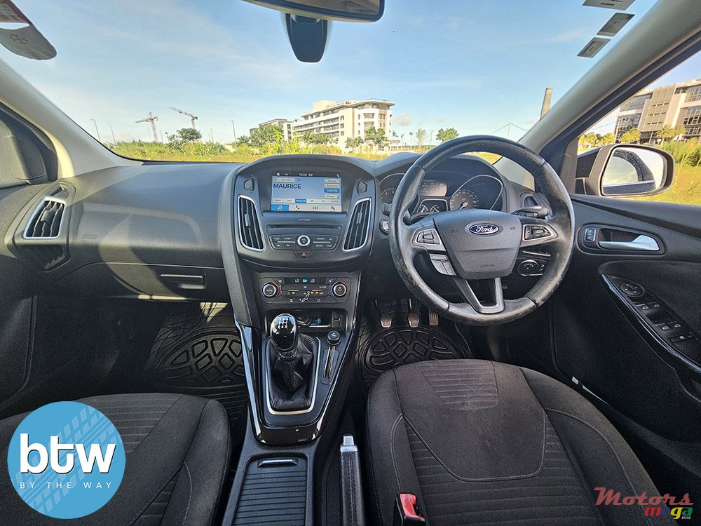 2016' Ford Focus TITANIUM photo #7