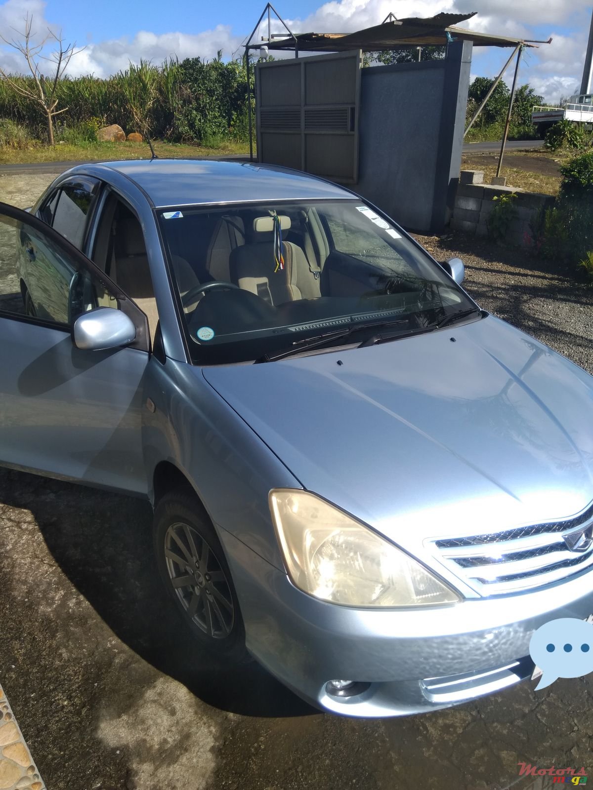 2003' Toyota photo #2