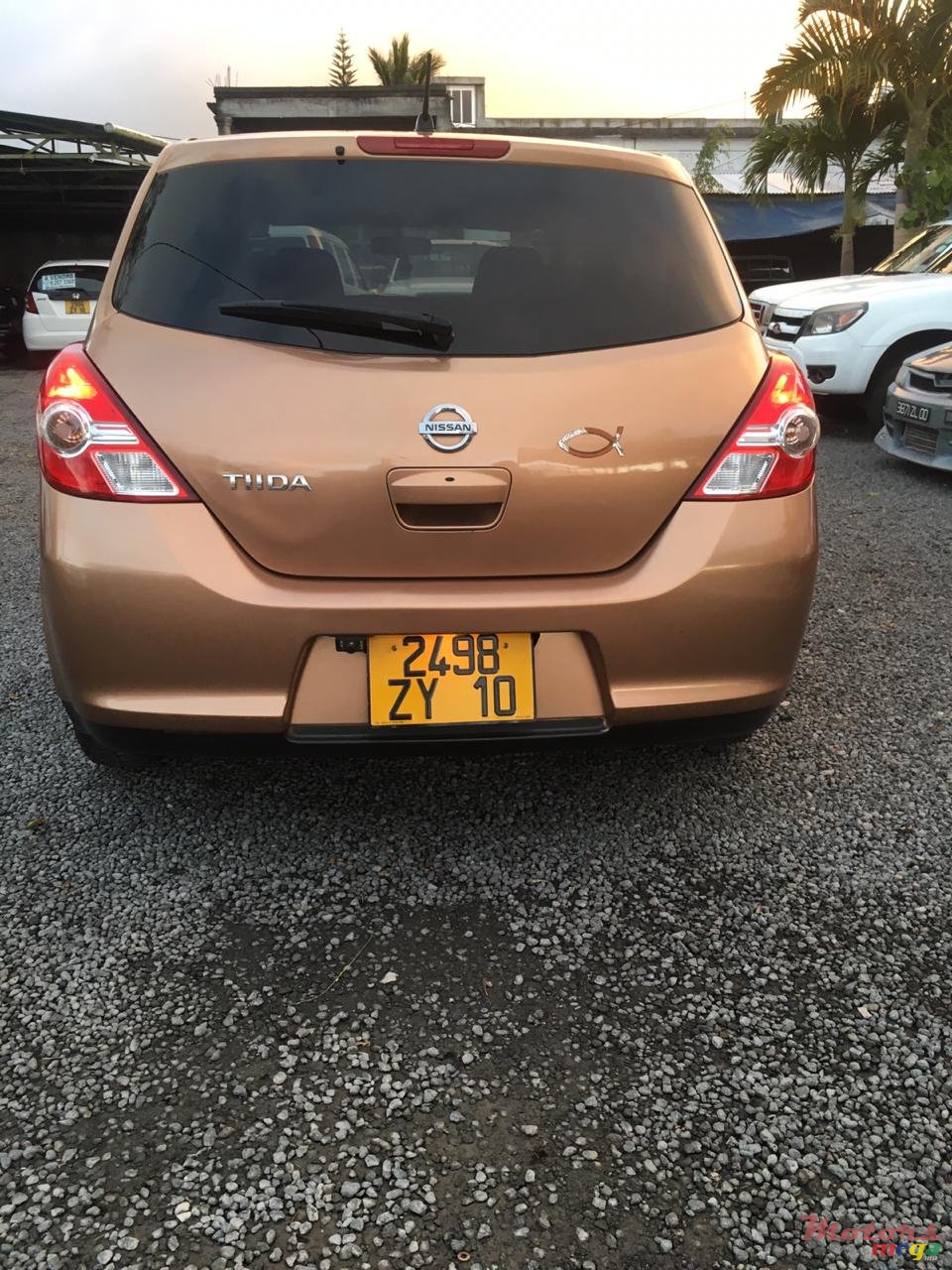 2010' Nissan Tiida photo #4