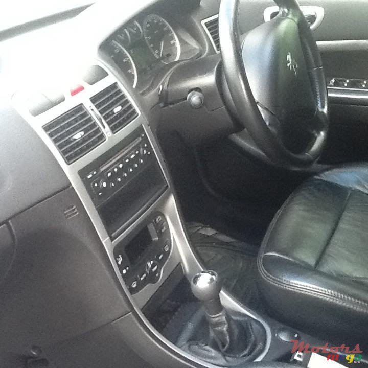 2005' Peugeot 307 photo #4