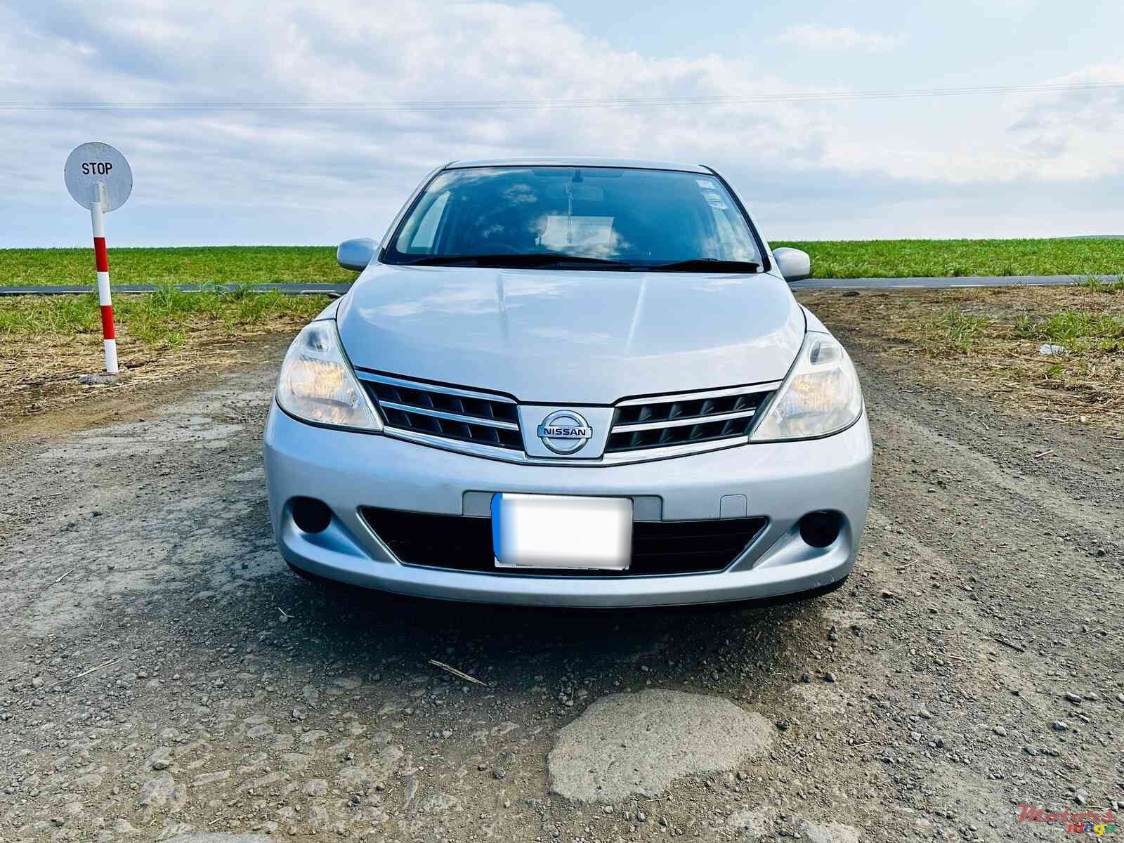 2008' Nissan Tiida photo #4